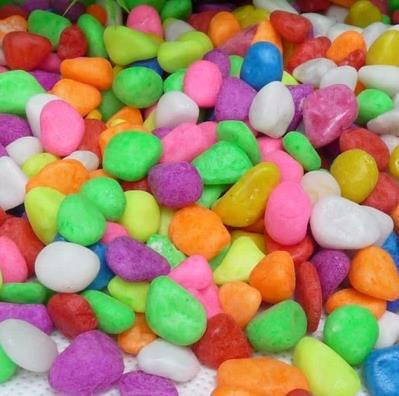 Pietre De Diferite Culori Pentru Acvariile De Lipitori